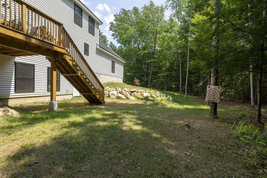 44 Redwood Lane Sanford ME 04073