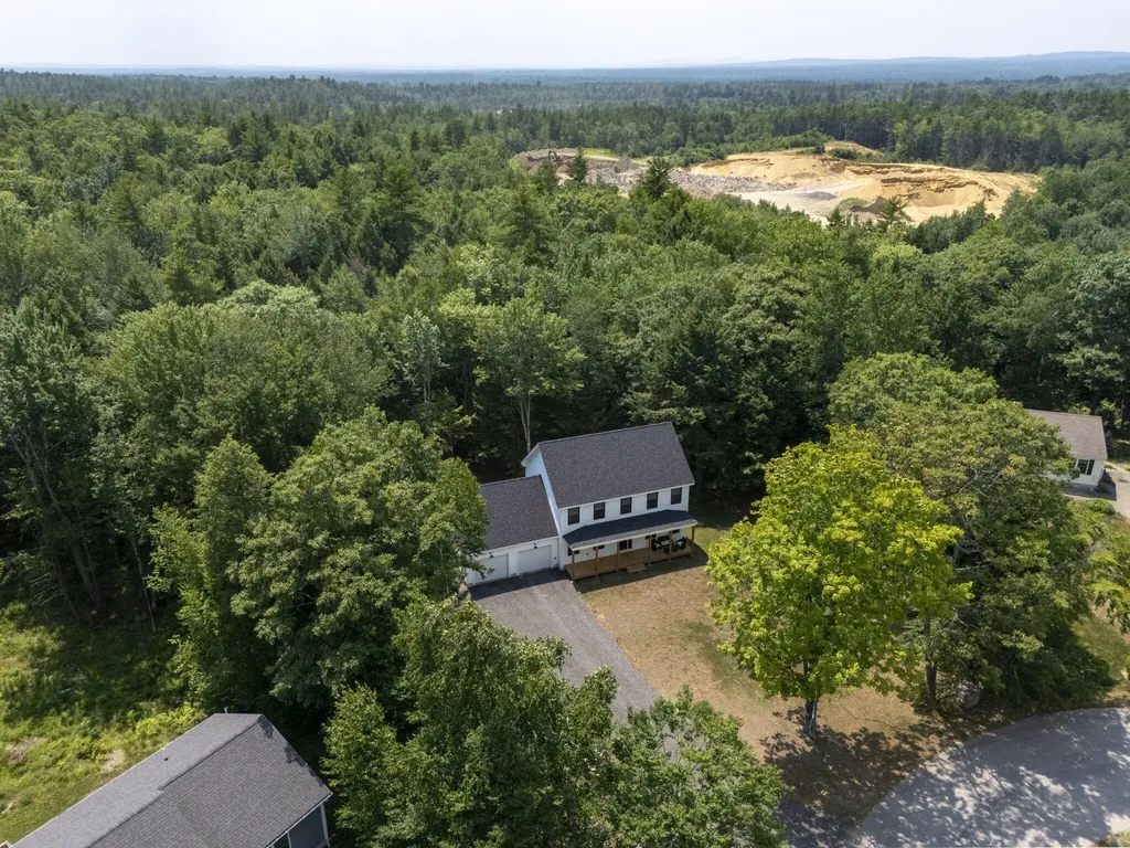 44 Redwood Lane Sanford ME 04073