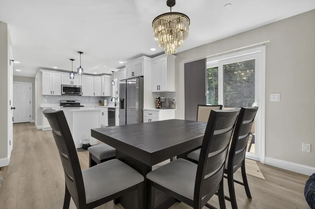 44 Redwood Lane Sanford ME 04073