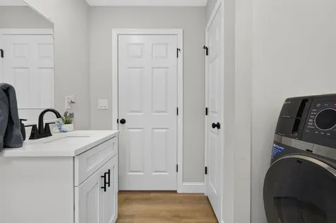 44 Redwood Lane Sanford ME 04073