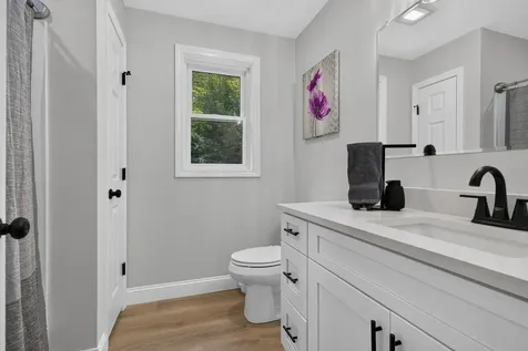 44 Redwood Lane Sanford ME 04073