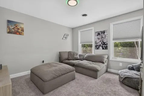44 Redwood Lane Sanford ME 04073
