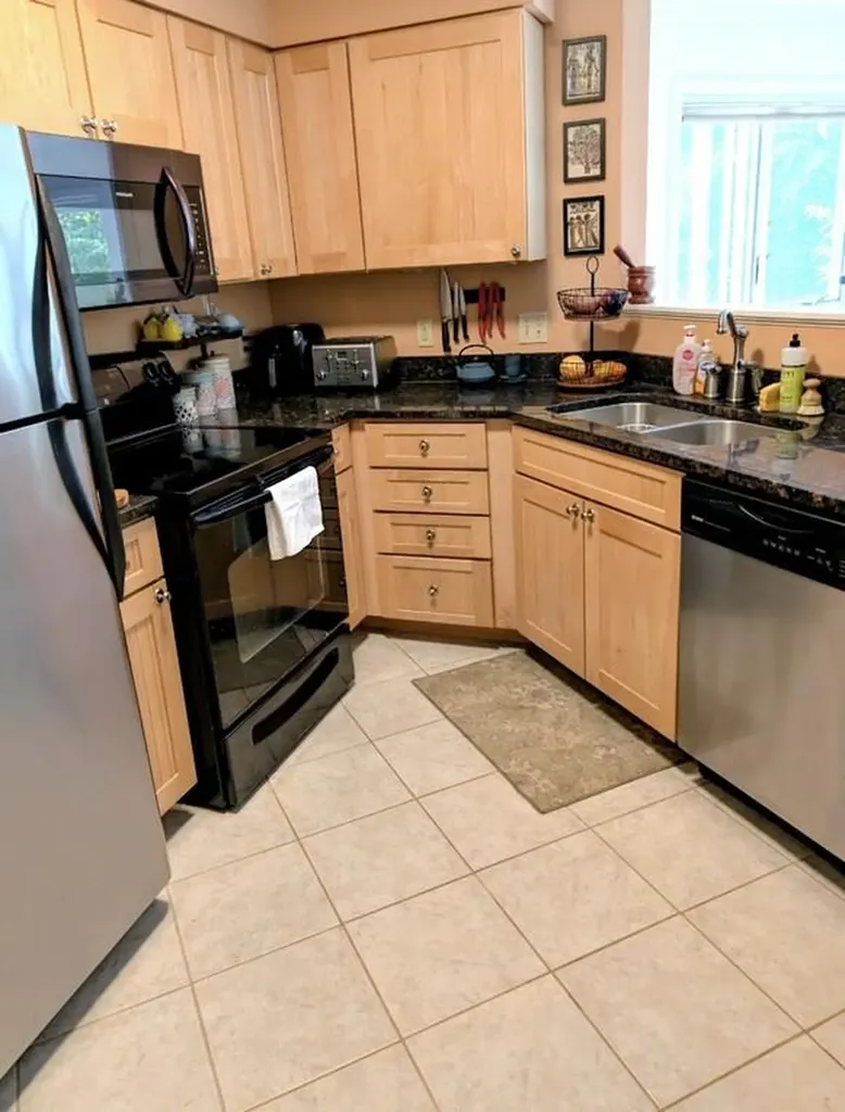 13 Back Cove Estates Road Portland ME 04103