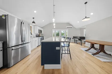46 Giles Road Readfield ME 04355