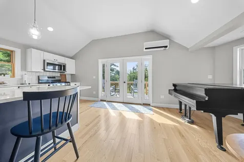 46 Giles Road Readfield ME 04355