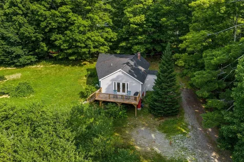46 Giles Road Readfield ME 04355