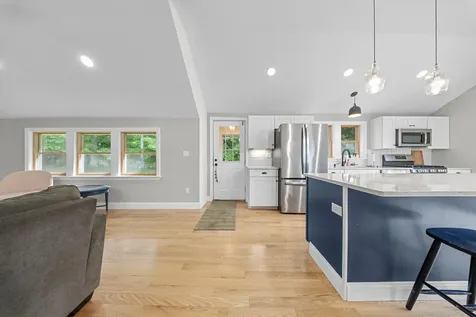 46 Giles Road Readfield ME 04355