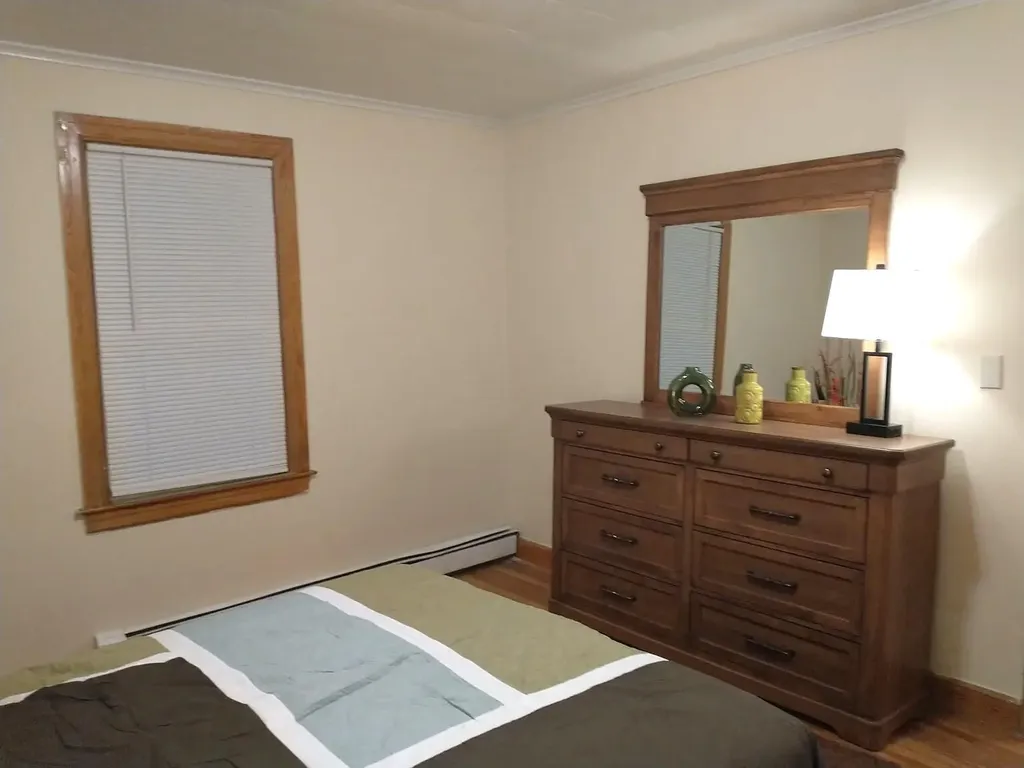 19 Cook Street Auburn ME 04210