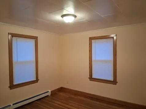 19 Cook Street Auburn ME 04210