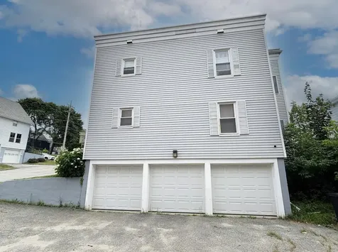 19 Cook Street Auburn ME 04210