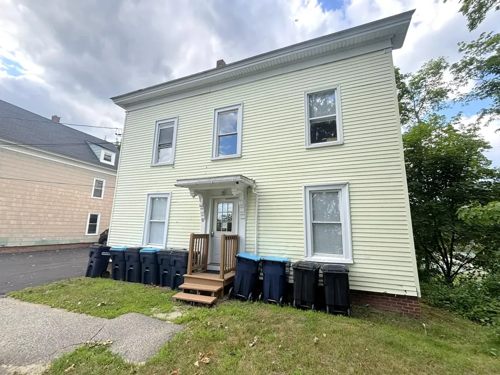 20 Temple Street Auburn ME 04210