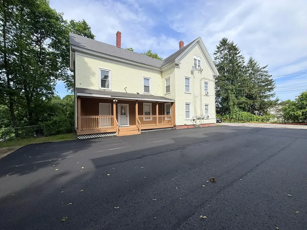 20 Temple Street Auburn ME 04210