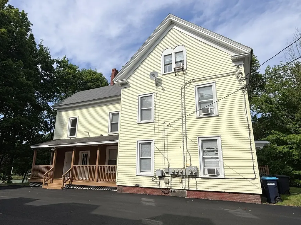 20 Temple Street Auburn ME 04210