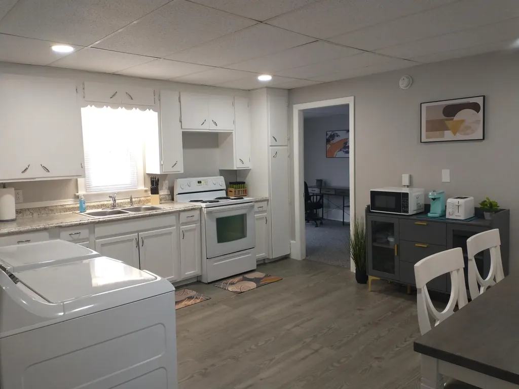 20 Temple Street Auburn ME 04210