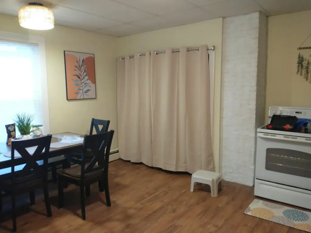 20 Temple Street Auburn ME 04210