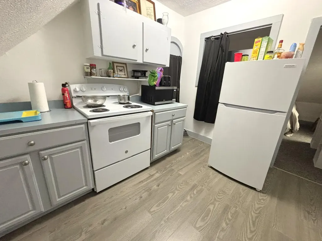 20 Temple Street Auburn ME 04210