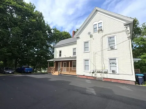 20 Temple Street Auburn ME 04210