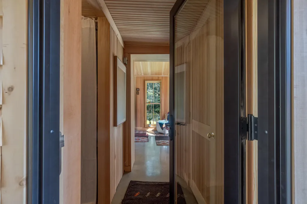 11 Sophies Way Tremont ME 04653