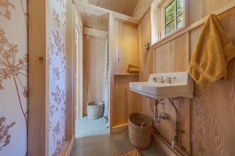 11 Sophies Way Tremont ME 04653