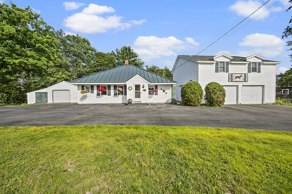 105 Bangor Road Benton ME 04901