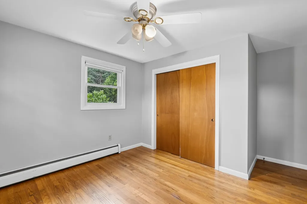 15 Vernon Road Cape Elizabeth ME 04107