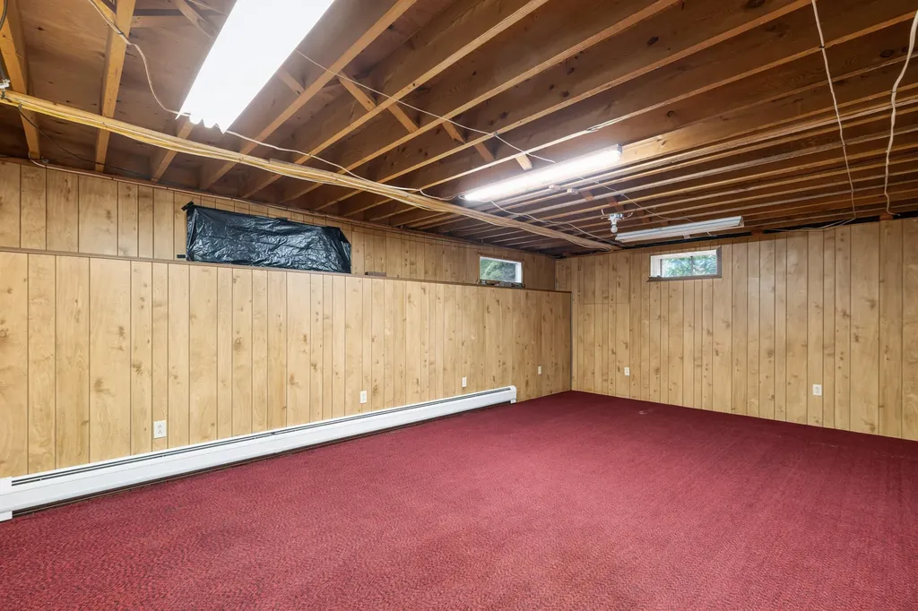 15 Vernon Road Cape Elizabeth ME 04107