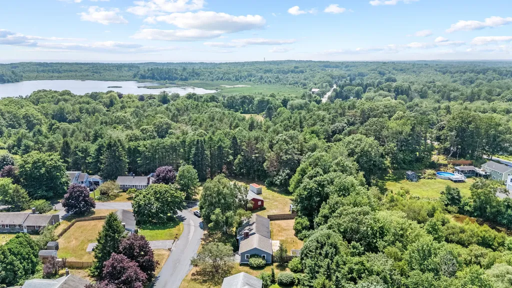15 Vernon Road Cape Elizabeth ME 04107