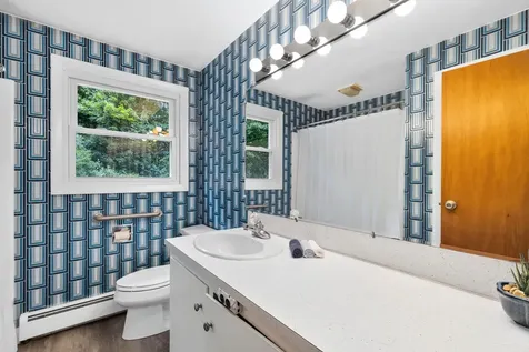 15 Vernon Road Cape Elizabeth ME 04107
