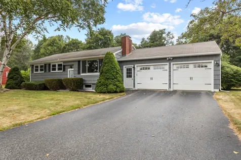 15 Vernon Road Cape Elizabeth ME 04107