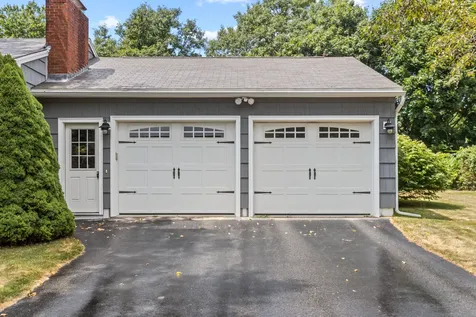 15 Vernon Road Cape Elizabeth ME 04107