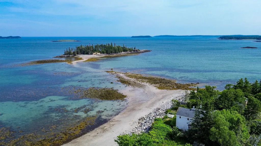 541 Mason Bay Road Jonesport ME 04649