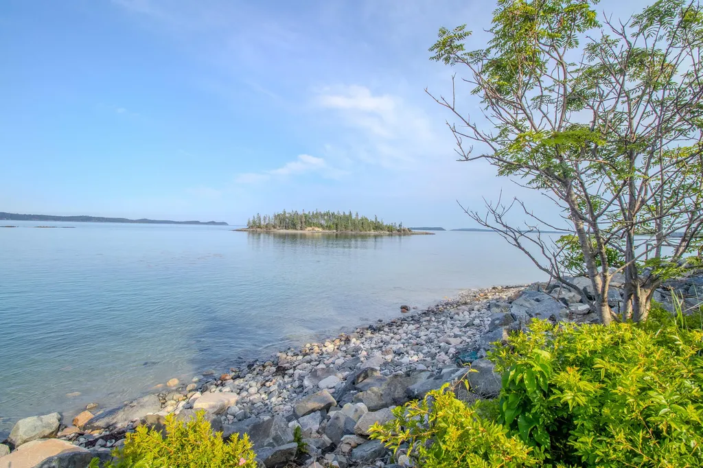 541 Mason Bay Road Jonesport ME 04649