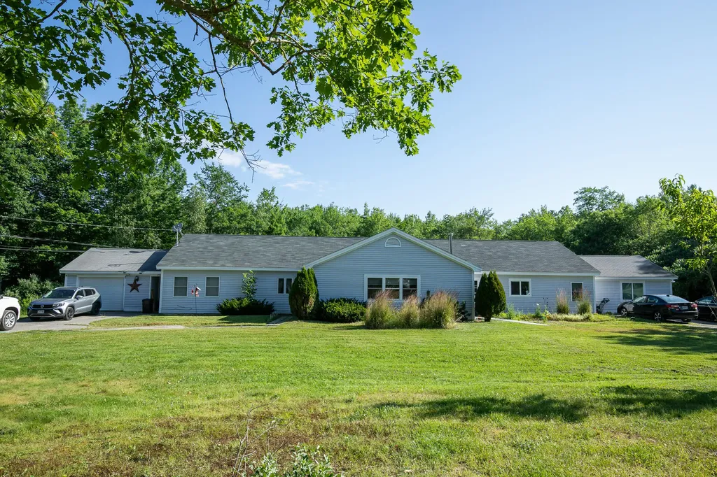 33 Manning Drive West Gardiner ME 04345