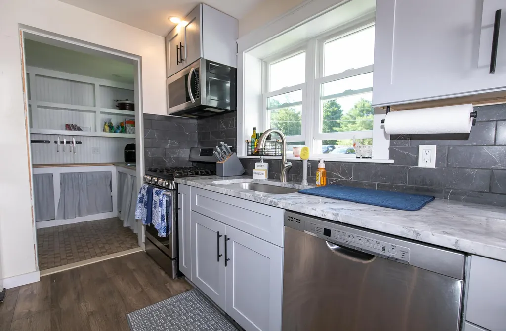 33 Manning Drive West Gardiner ME 04345