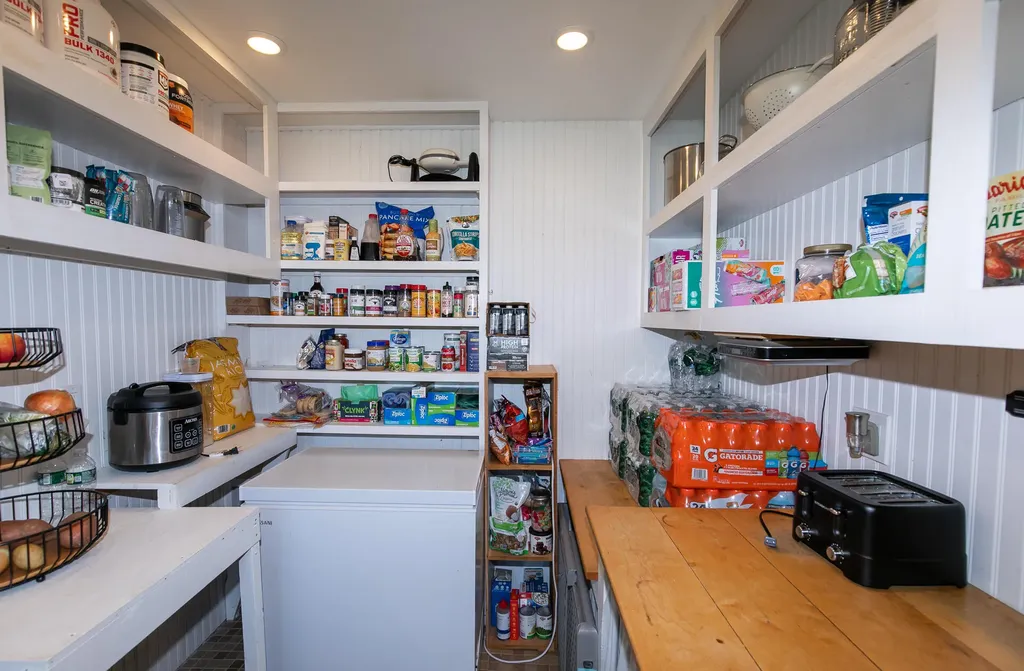 33 Manning Drive West Gardiner ME 04345