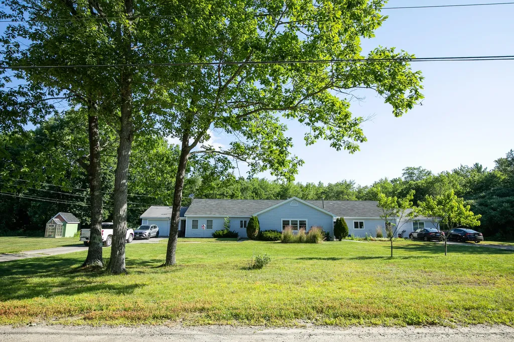 33 Manning Drive West Gardiner ME 04345