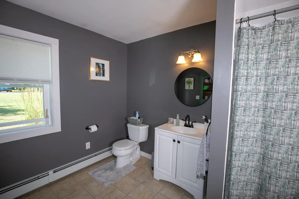 33 Manning Drive West Gardiner ME 04345