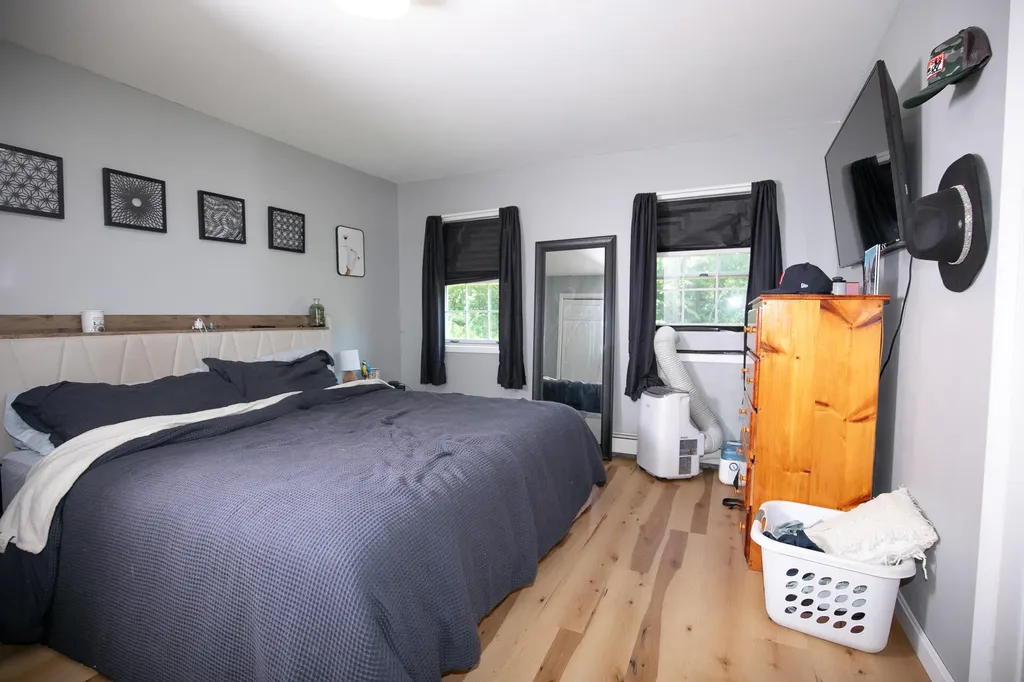 33 Manning Drive West Gardiner ME 04345