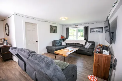 33 Manning Drive West Gardiner ME 04345