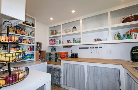 33 Manning Drive West Gardiner ME 04345