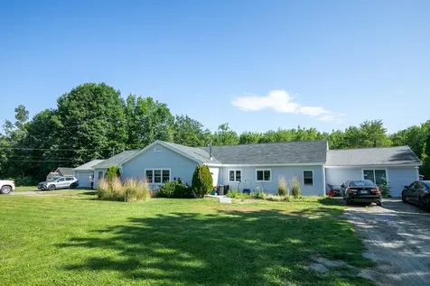33 Manning Drive West Gardiner ME 04345