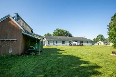 33 Manning Drive West Gardiner ME 04345