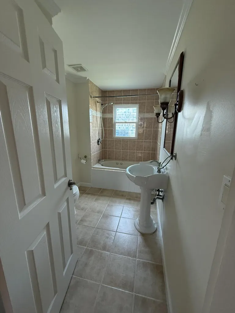 8 Broadlawn Drive Brewer ME 04412