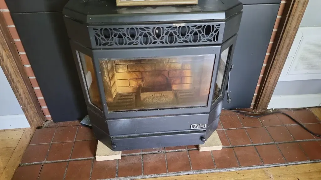 14 New York Street Millinocket ME 04462