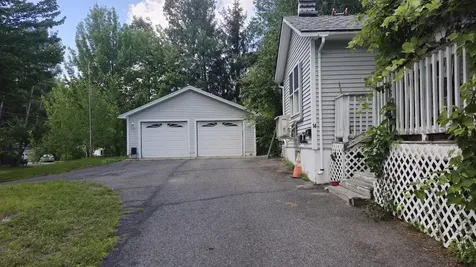 14 New York Street Millinocket ME 04462