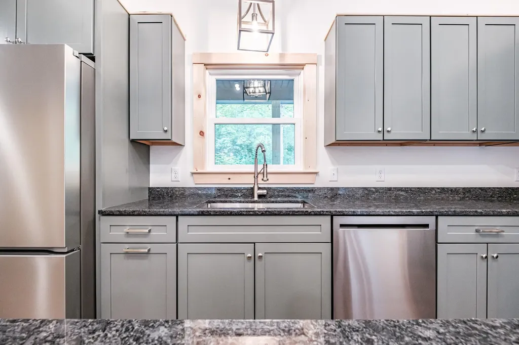 27 Powhatan Road Otisfield ME 04270