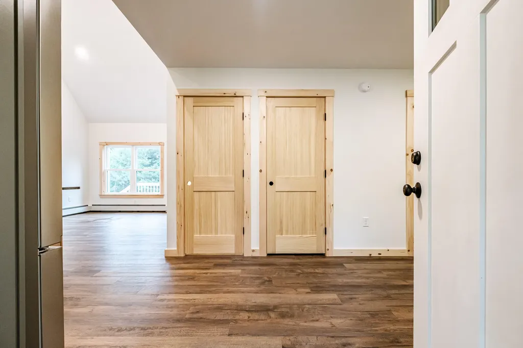 27 Powhatan Road Otisfield ME 04270