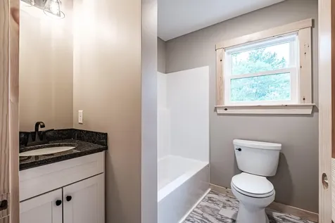 27 Powhatan Road Otisfield ME 04270