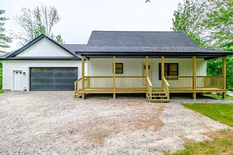 27 Powhatan Road Otisfield ME 04270