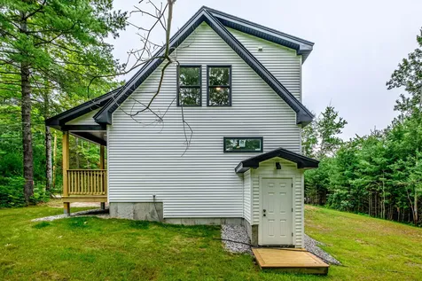27 Powhatan Road Otisfield ME 04270
